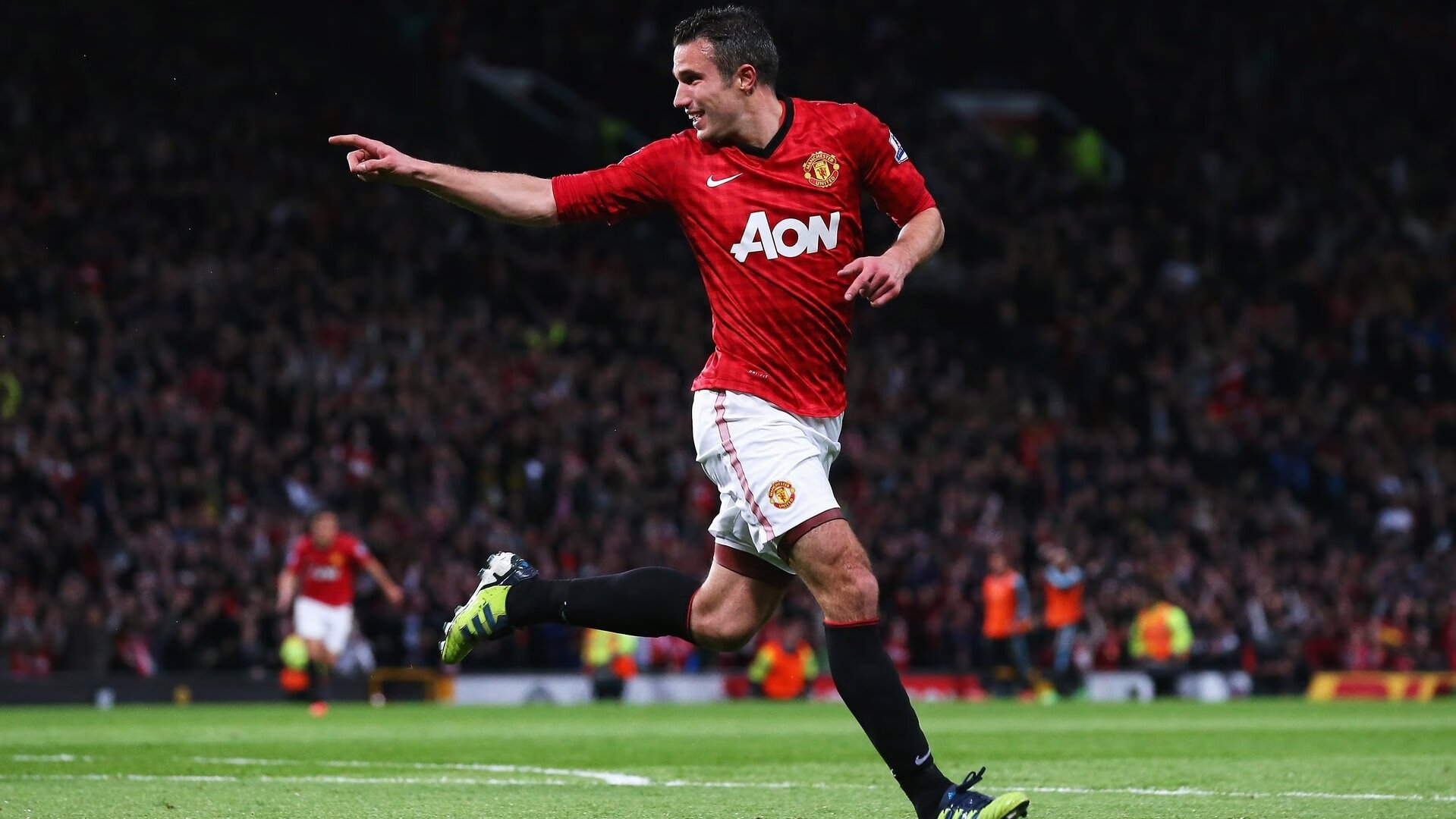 -乔纳·隆戈：从草地到光辉，成为全黑队的传奇标杆，乔纳森百科