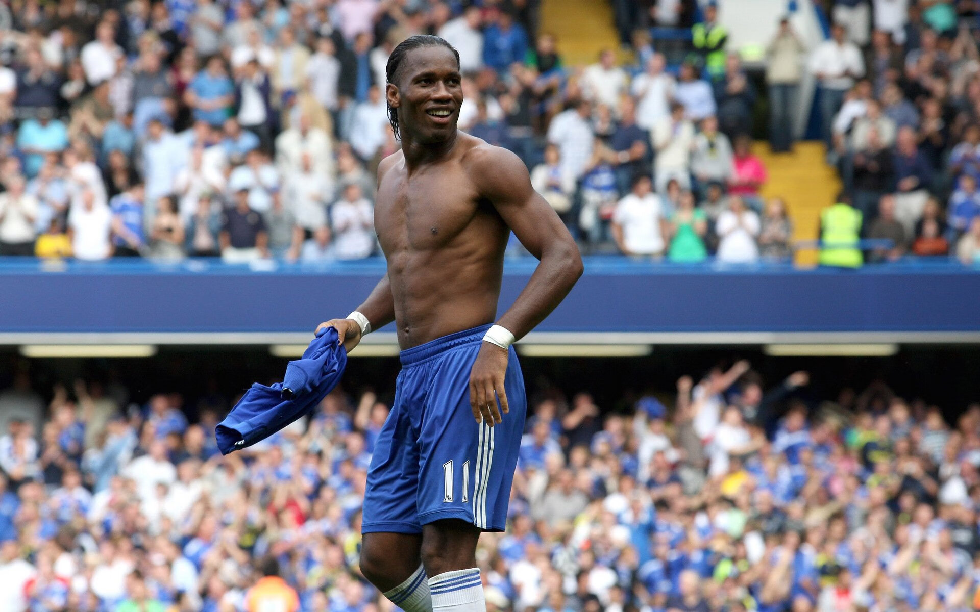 乔纳·隆戈：从草地到光辉，成为全黑队的传奇标杆，乔纳森百科